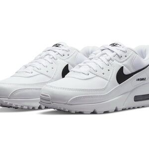 New/Never Worn: Nike Women’s Air Max 90 Sneakers, black & white, size 9